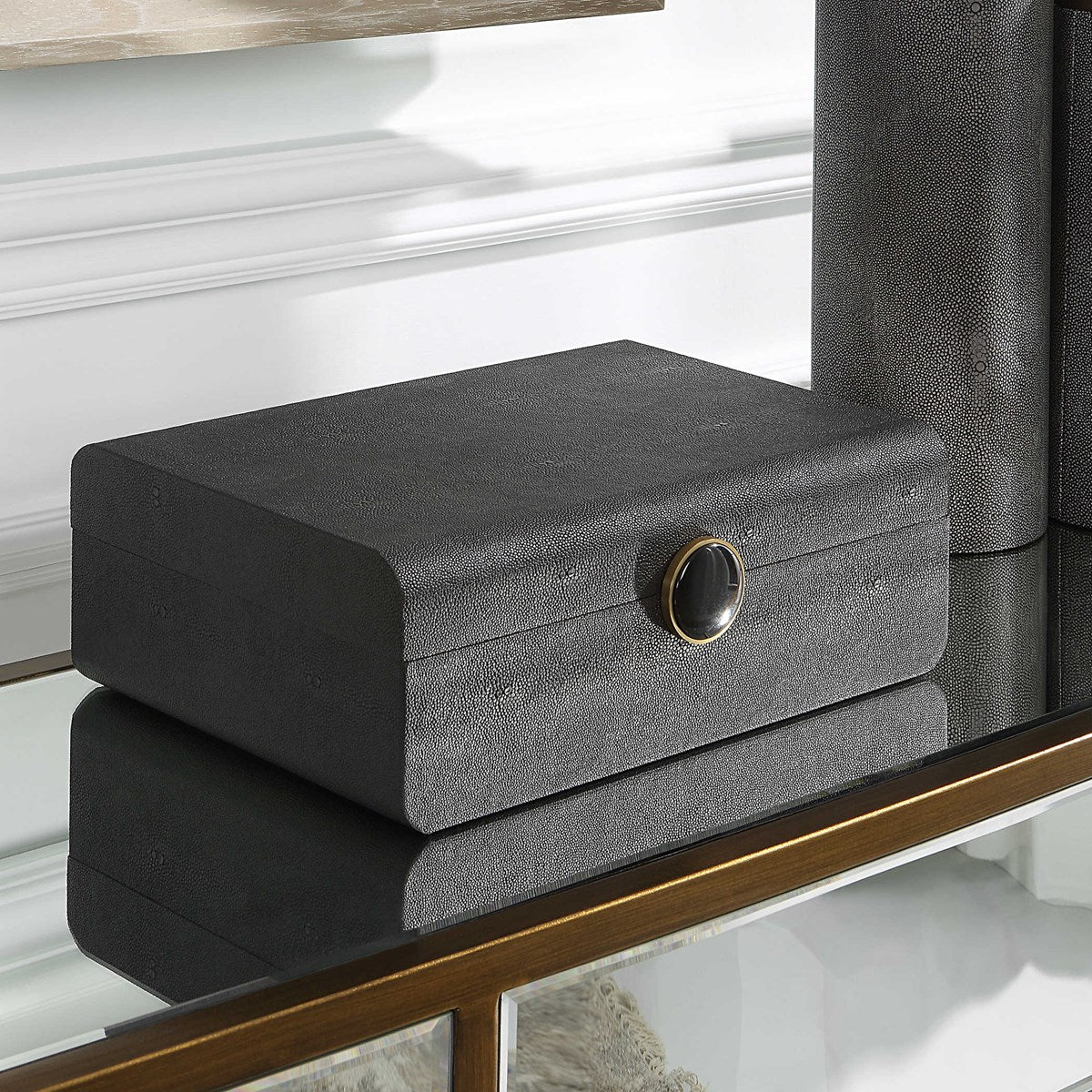 Venusio Shagreen Matte Black Box