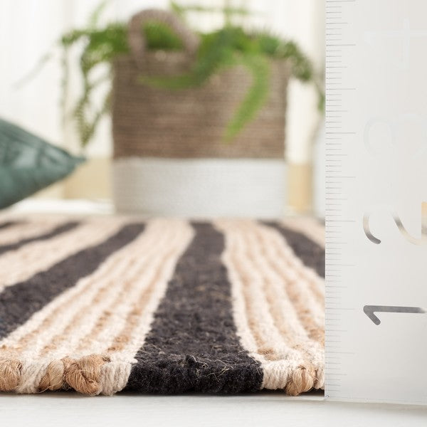 Macra Hand Woven Jute Rug
