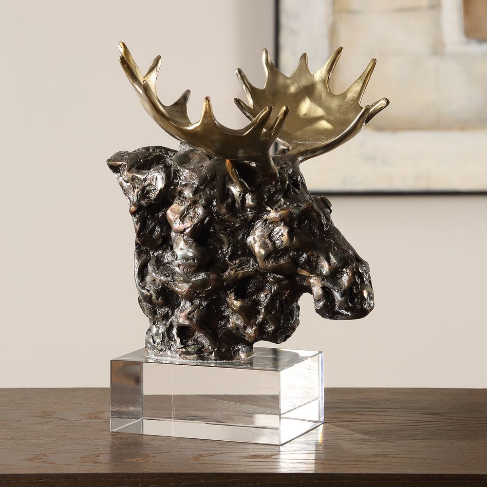 Vecchio Sculpture