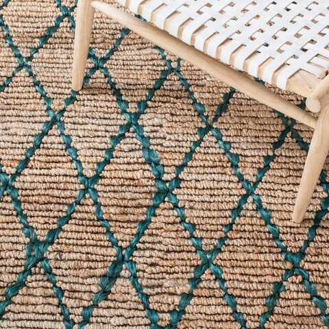 Gissi Hand Loomed Jute Rug
