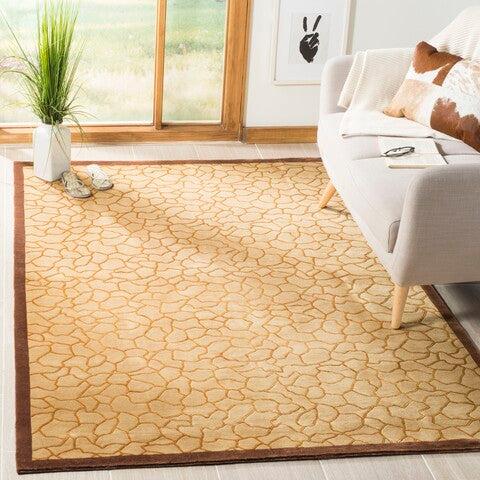 Coriano Hand Knotted Silk and Wool Pile Rug