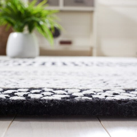 Zagarise Hand Tufted Wool & Viscose Rug