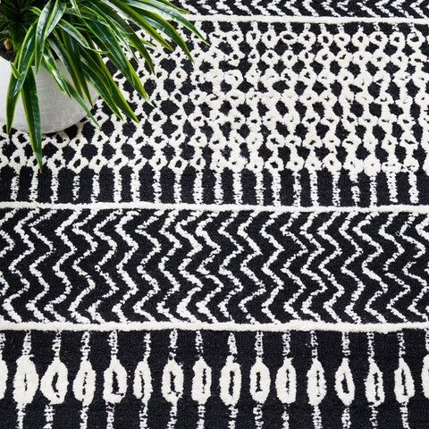 Zagarise Hand Tufted Wool & Viscose Rug