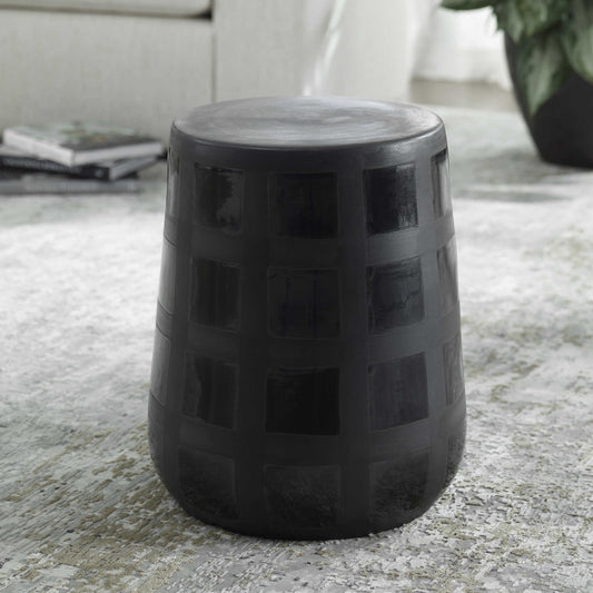 Petto 17 in. Ceramic Accent Table