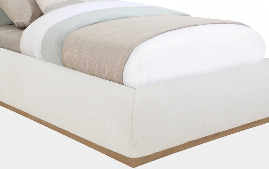 Rotzo Boucle Fabric Bed