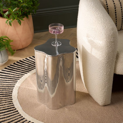 Toline 17 in. Metal Accent Table