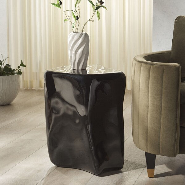 Umbra 21 in. Concrete Outdoor Accent Table